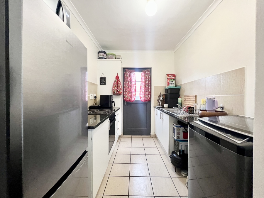 2 Bedroom Property for Sale in Parklands East Western Cape